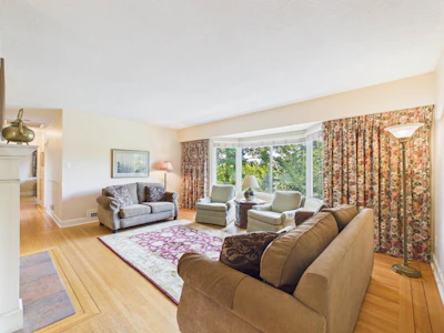 8091 Bradley Avenue - 5