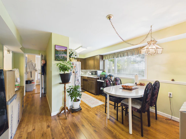 8091 Bradley Avenue, Burnaby, BC, V5J 3T9 - 28