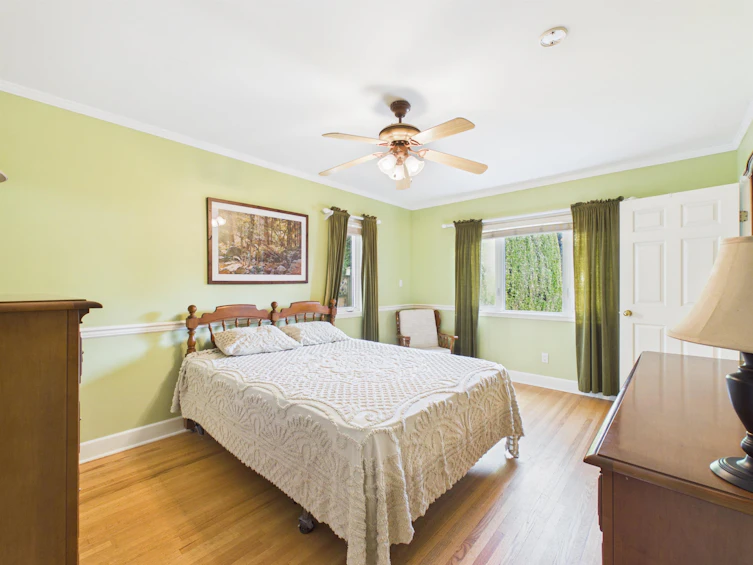 8091 Bradley Avenue, Burnaby, BC, V5J 3T9 - 10