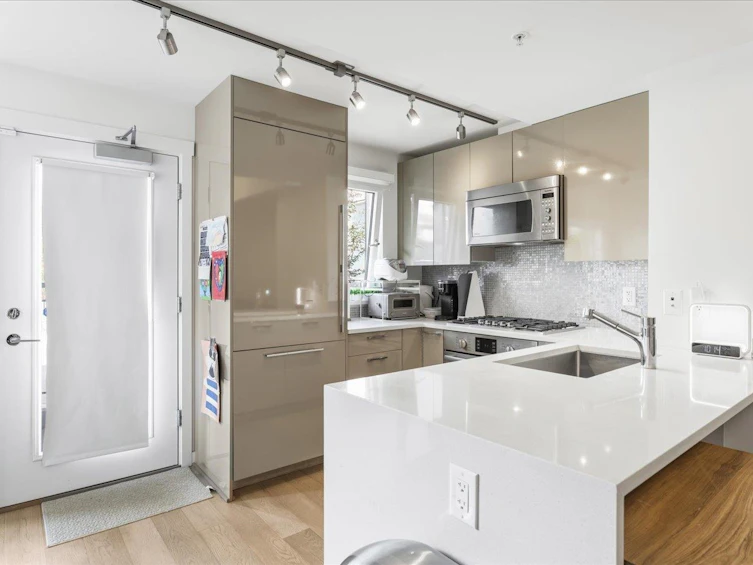 4183 Cambie Street, Vancouver, BC, V5Z 2Y2 - 6