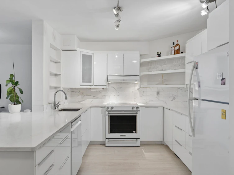 905-2024 Fullerton Avenue, North Vancouver, BC, V7P 3G4 - 5