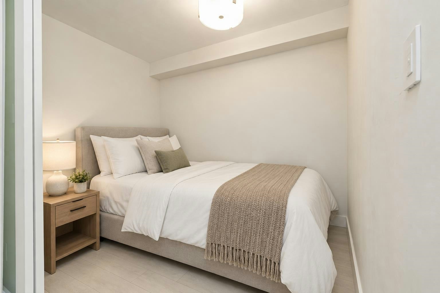 905-2024 Fullerton Avenue, North Vancouver, BC, V7P 3G4 - 17