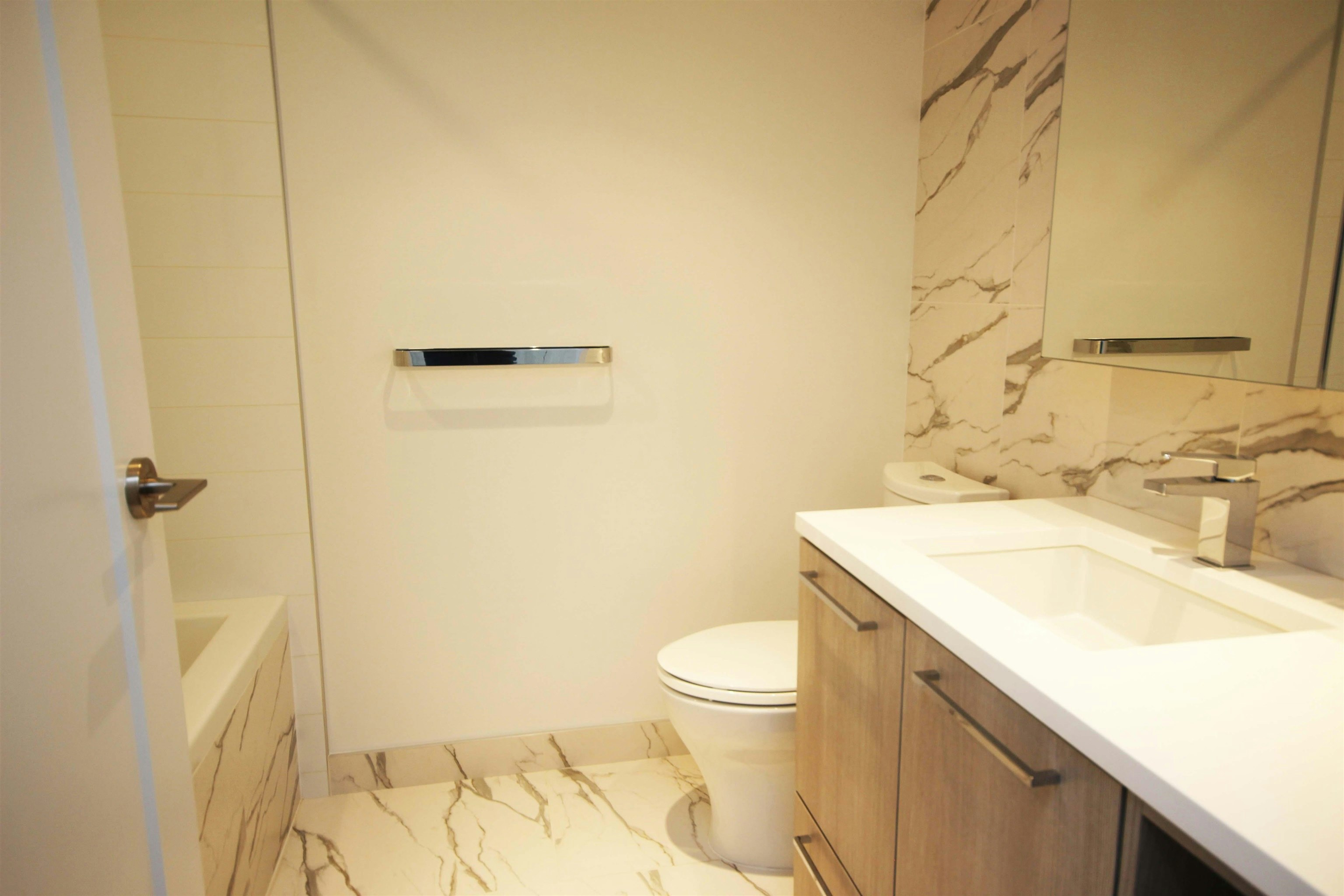 807C-8199 Capstan Way, Richmond, BC, V6X 0V1 - 6