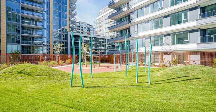 807C-8199 Capstan Way, Richmond, BC, V6X 0V1 - 11