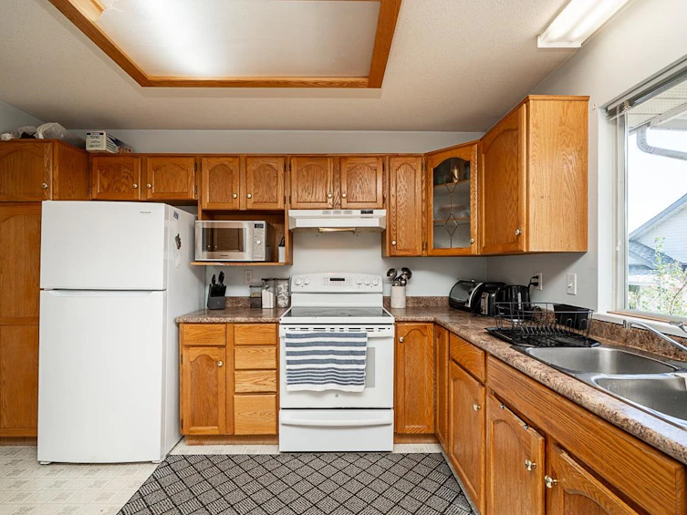 6310 171 Street, Surrey, BC, V3S 7K4 - 8