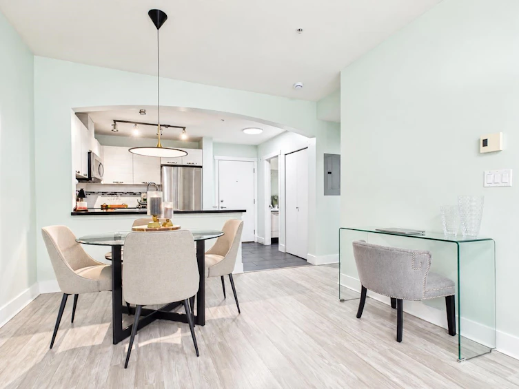 204-7428 Byrnepark, Burnaby, BC, V3N 0B4 - 2