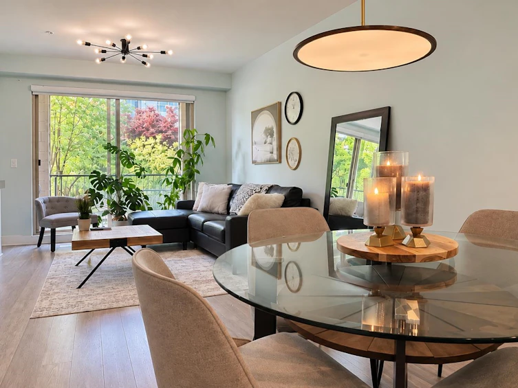 204-7428 Byrnepark, Burnaby, BC, V3N 0B4 - 7