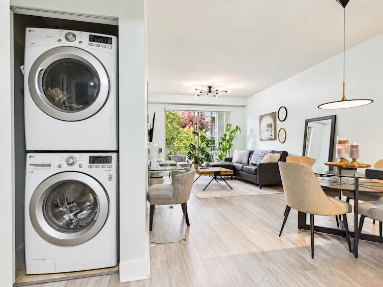 204-7428 Byrnepark, Burnaby, BC, V3N 0B4 - 10