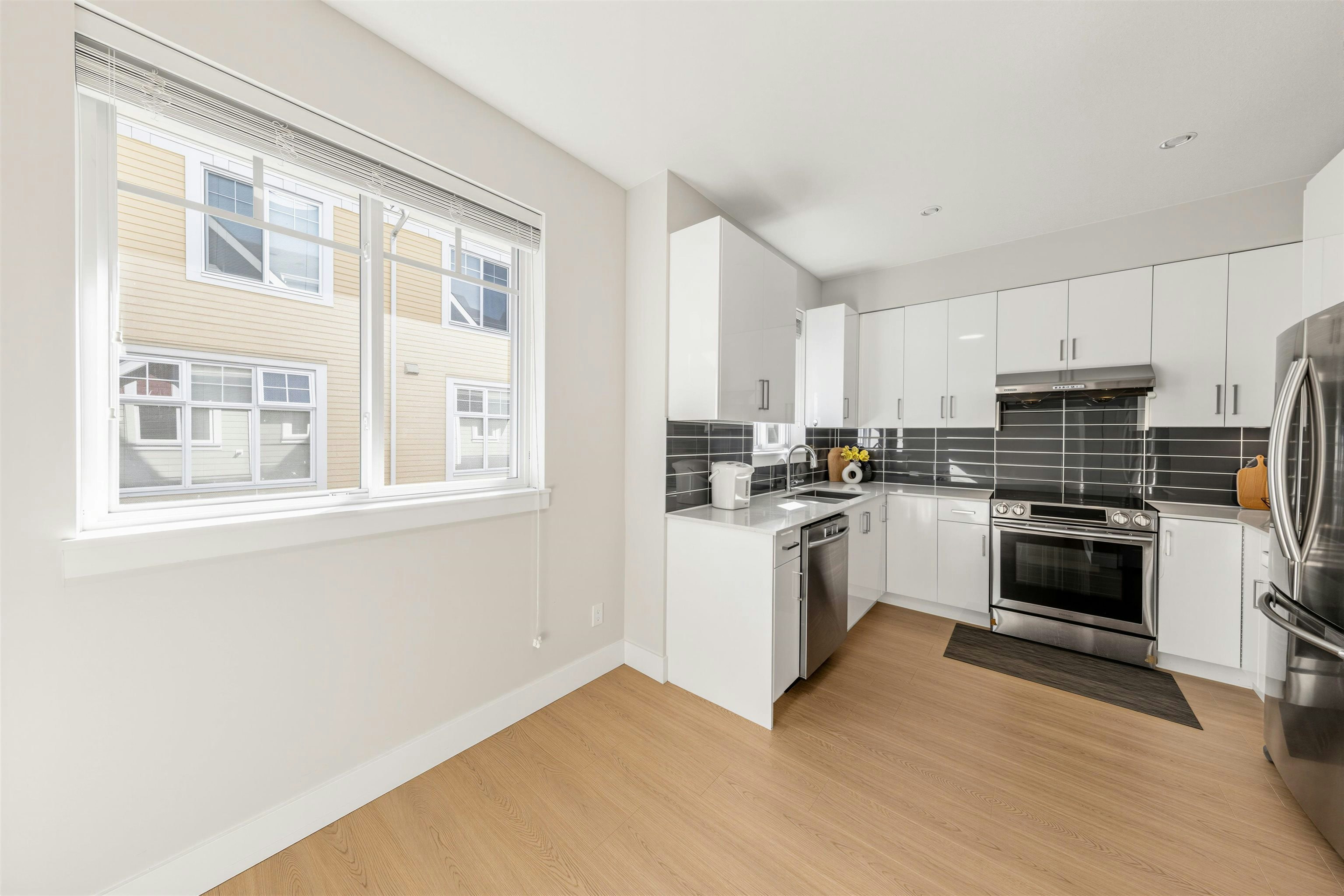 11-9780 General Currie Road, Richmond, BC, V6Y 0J9 - 14