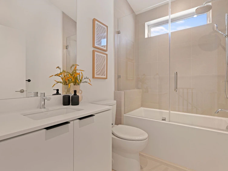 2796 Cambridge Street, Vancouver, BC, V5K 1L7 - 17