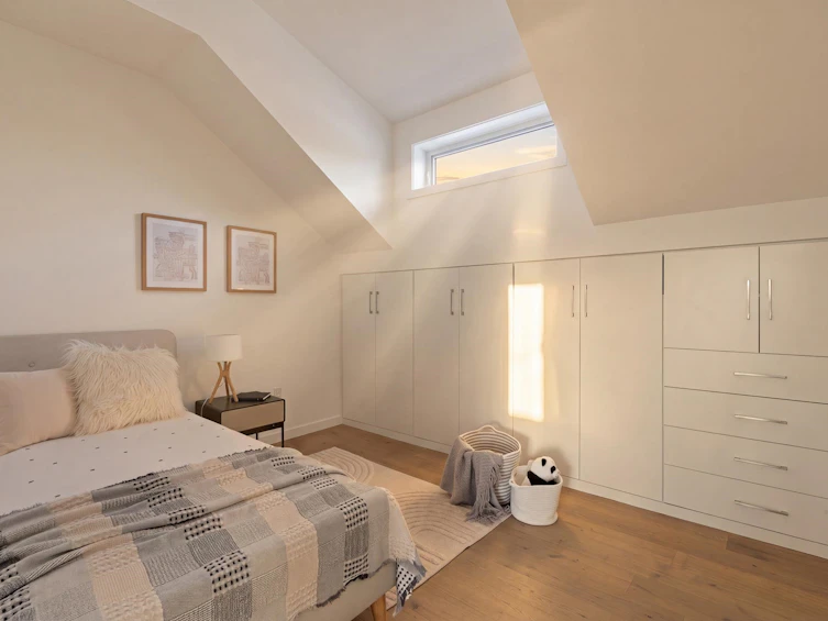 2796 Cambridge Street, Vancouver, BC, V5K 1L7 - 14