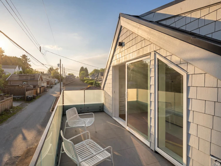 2796 Cambridge Street, Vancouver, BC, V5K 1L7 - 18
