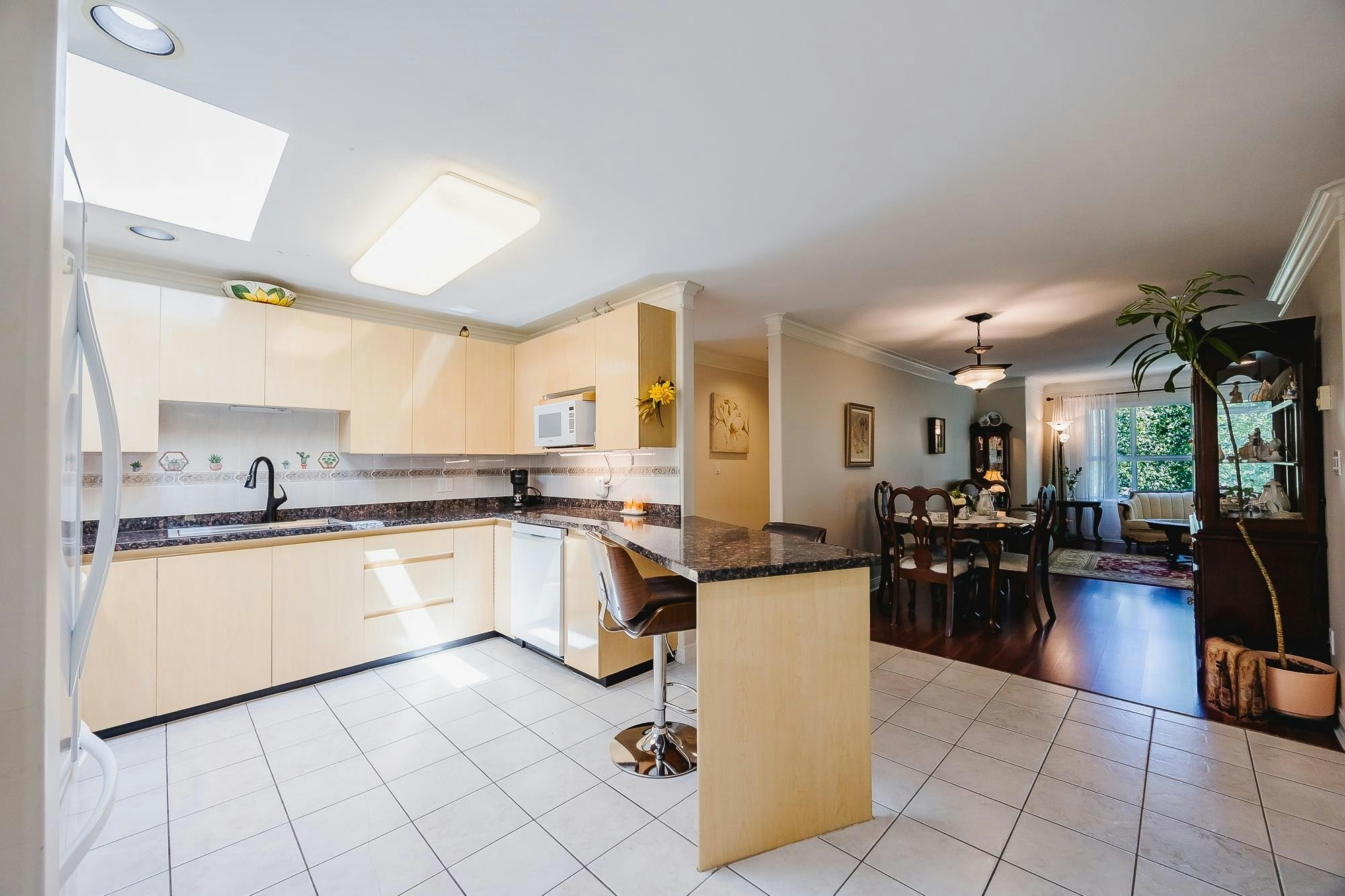 407-8115 121a Street, Surrey, BC, V3W 1J2 - 8