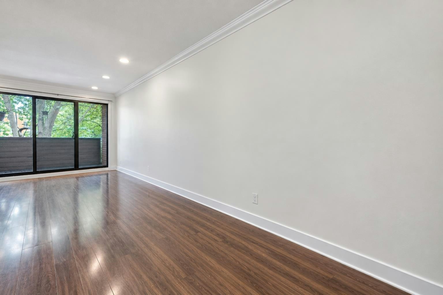 206-853 E 7 Avenue, Vancouver, BC, V5T 1P4 - 8