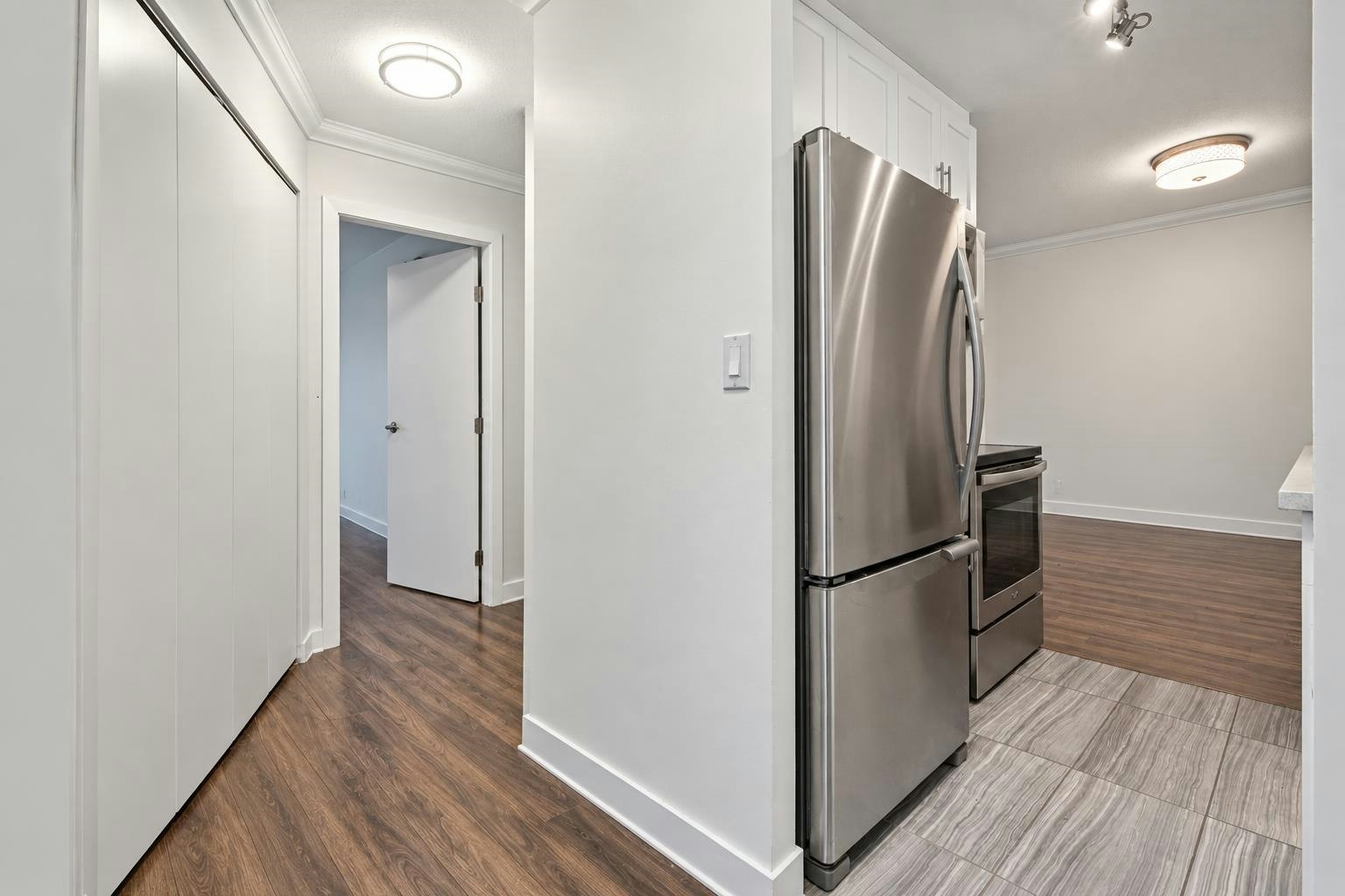 206-853 E 7 Avenue, Vancouver, BC, V5T 1P4 - 9