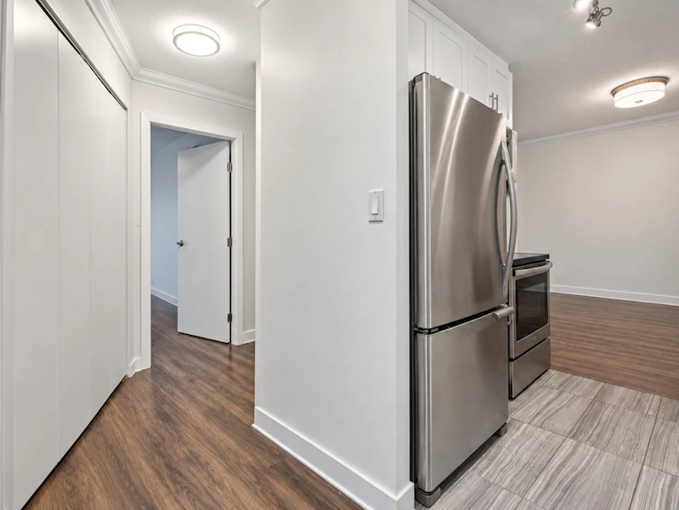 206-853 E 7 Avenue, Vancouver, BC, V5T 1P4 - 9