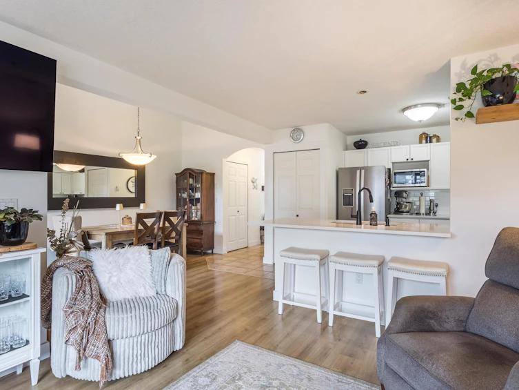102-5711 Ebbtide Street, Sechelt, BC, V7Z 0J5 - 23
