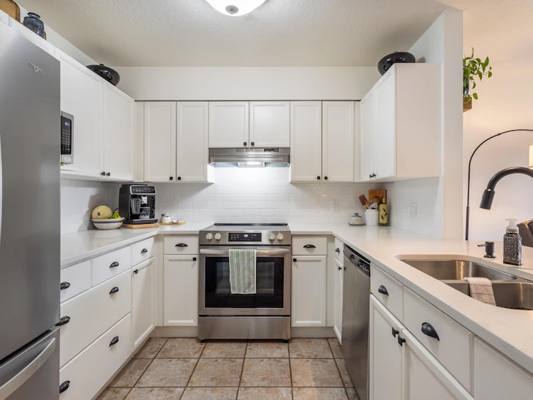 102-5711 Ebbtide Street, Sechelt, BC, V7Z 0J5 - 16