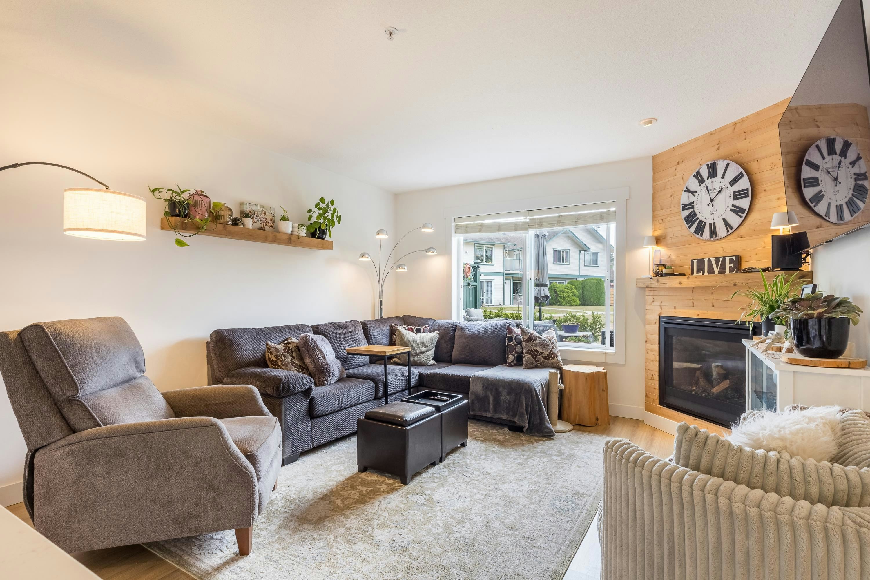 102-5711 Ebbtide Street, Sechelt, BC, V7Z 0J5 - 19