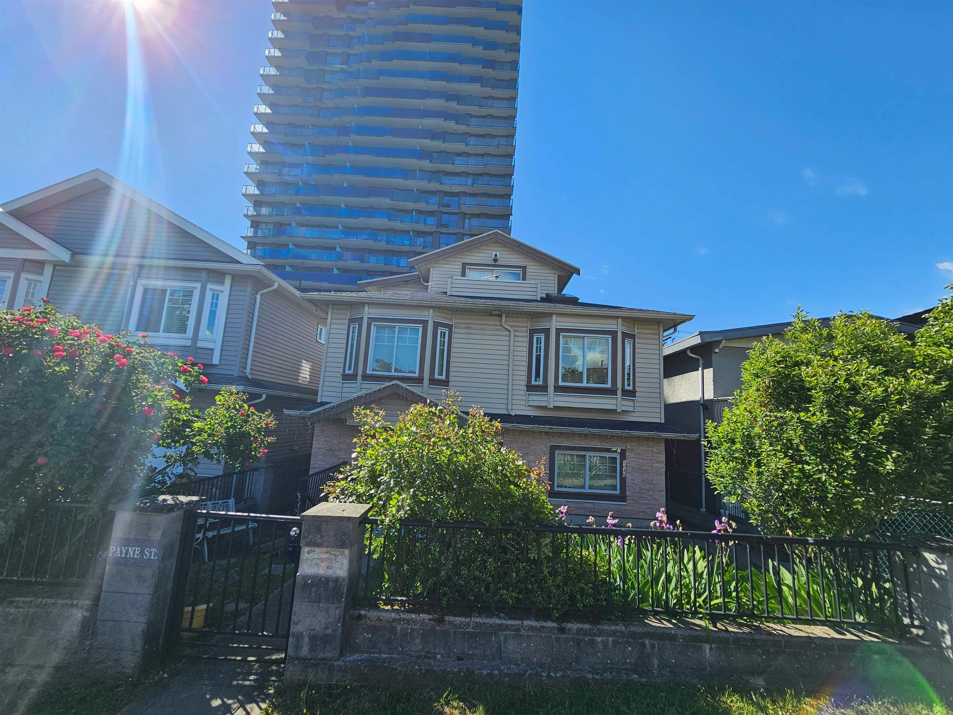 5045 Payne Street, Vancouver, BC, V5R 4J5