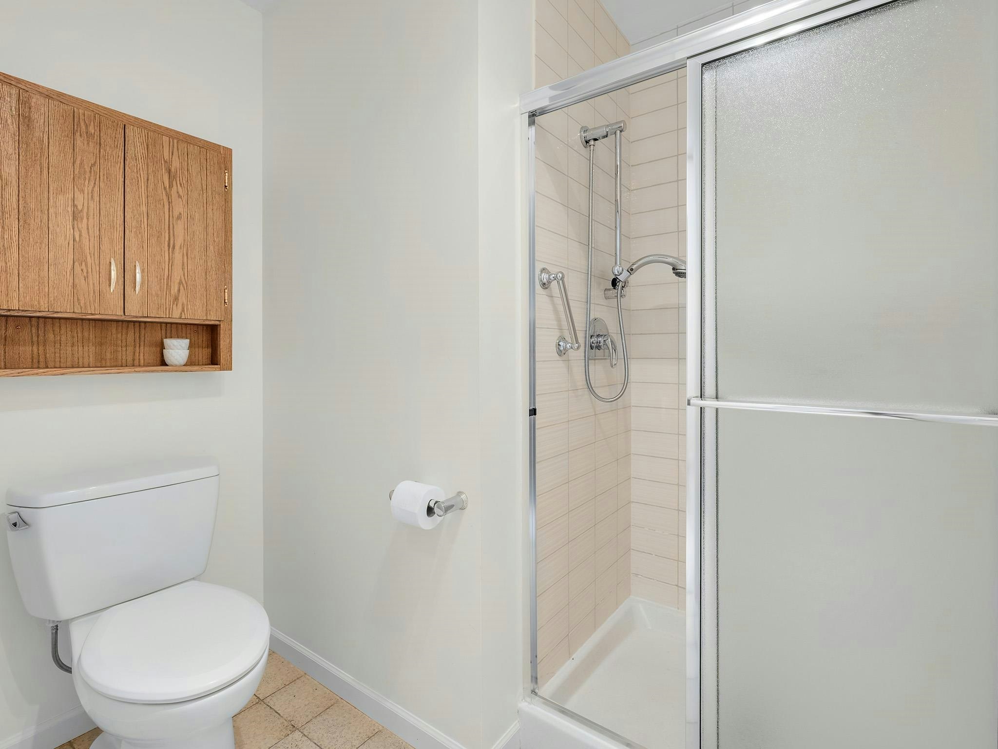 2910 Chantrell Place, Surrey, BC, V4A 4A5 - 18