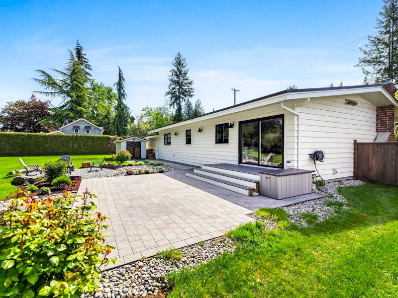 24633 56th Avenue, Langley BC V2Z 1B9