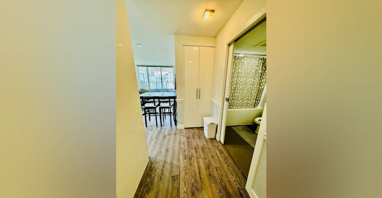 803-1325 Rolston Street, Vancouver, BC, V6B 0M2 - 3