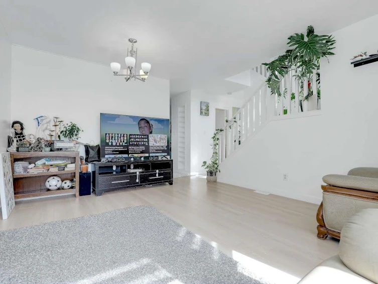 24-15550 89 Avenue, Surrey, BC, V3R 1N1 - 8