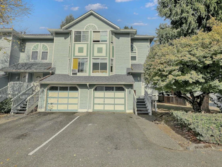 24-15550 89 Avenue, Surrey, BC, V3R 1N1