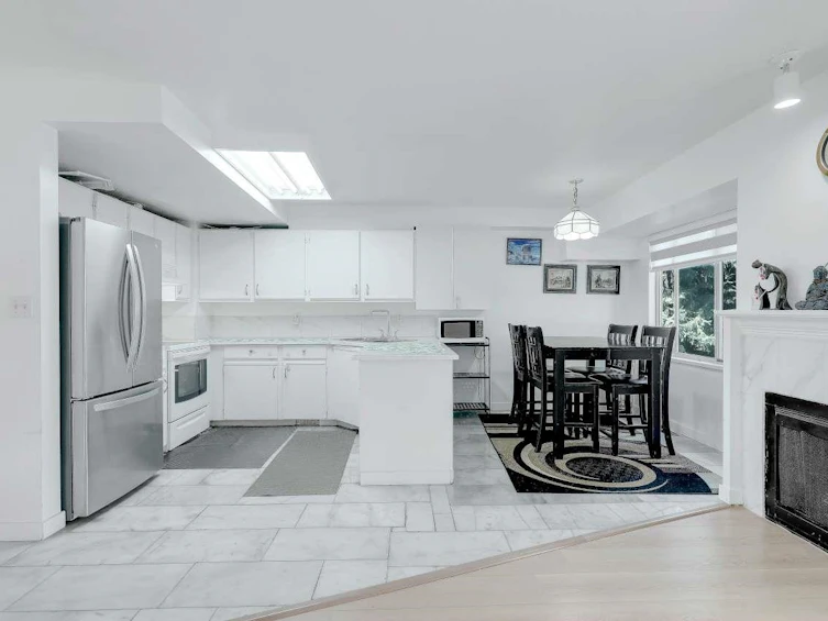 24-15550 89 Avenue, Surrey, BC, V3R 1N1 - 11