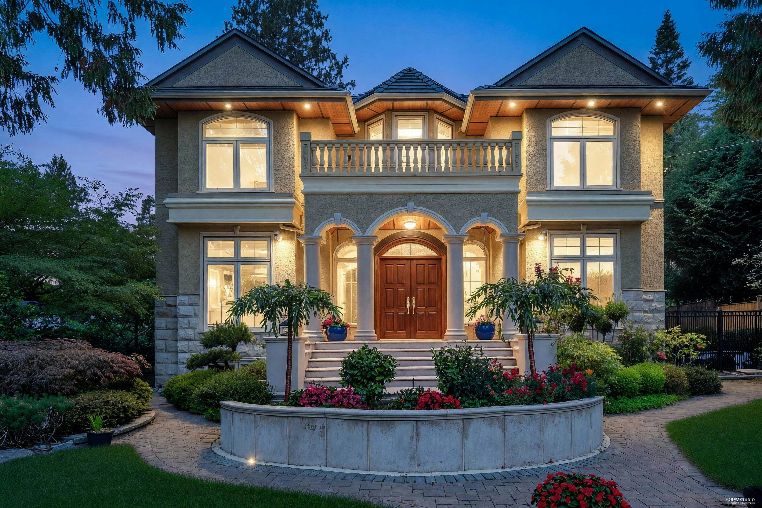 2769 W 49th Avenue, Vancouver, BC, V6N 3S5