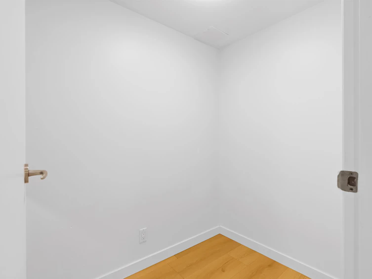 501-1331 W Georgia Street, Vancouver, BC, V6E 4P1 - 17