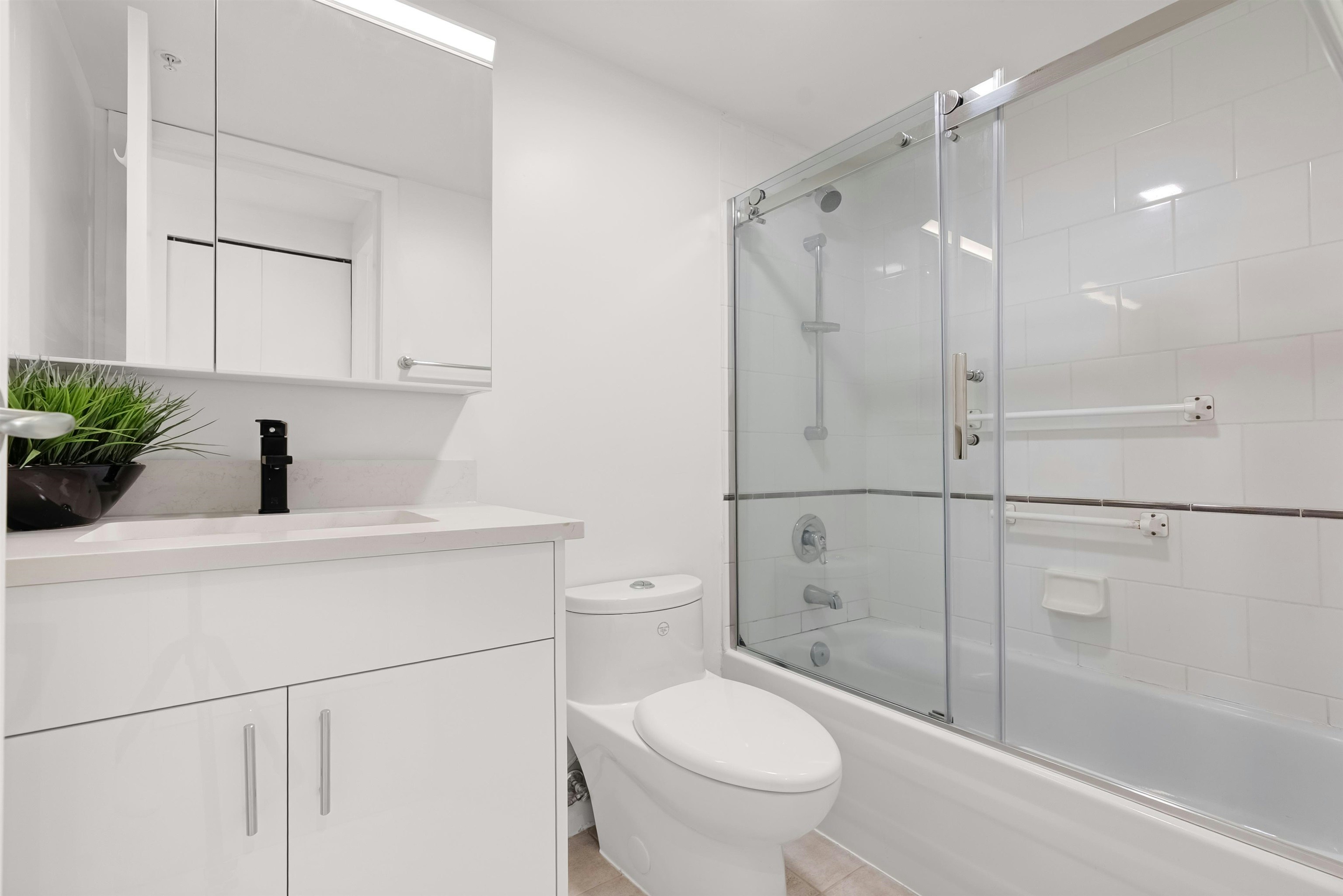 501-1331 W Georgia Street, Vancouver, BC, V6E 4P1 - 18
