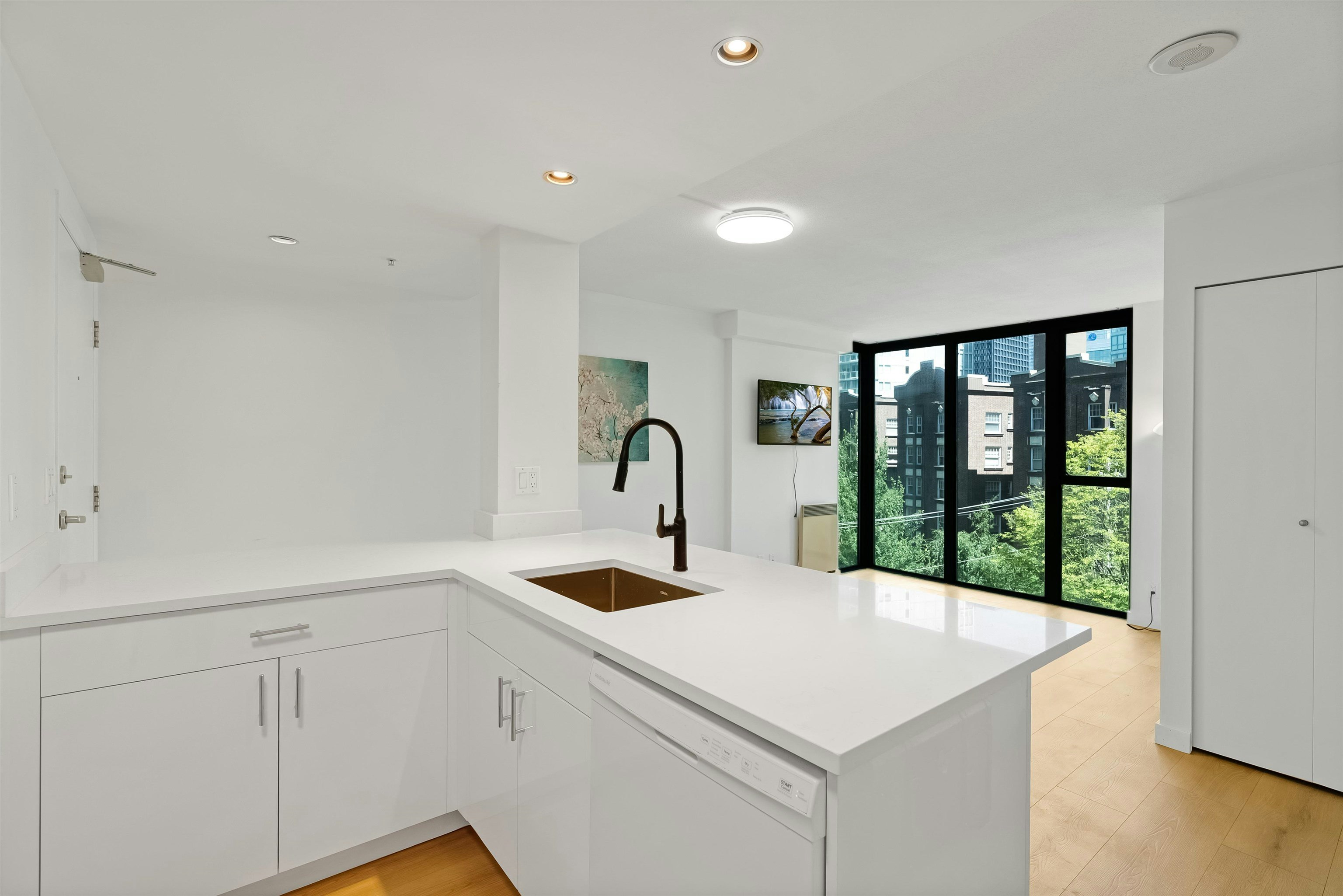 501-1331 W Georgia Street, Vancouver, BC, V6E 4P1 - 13