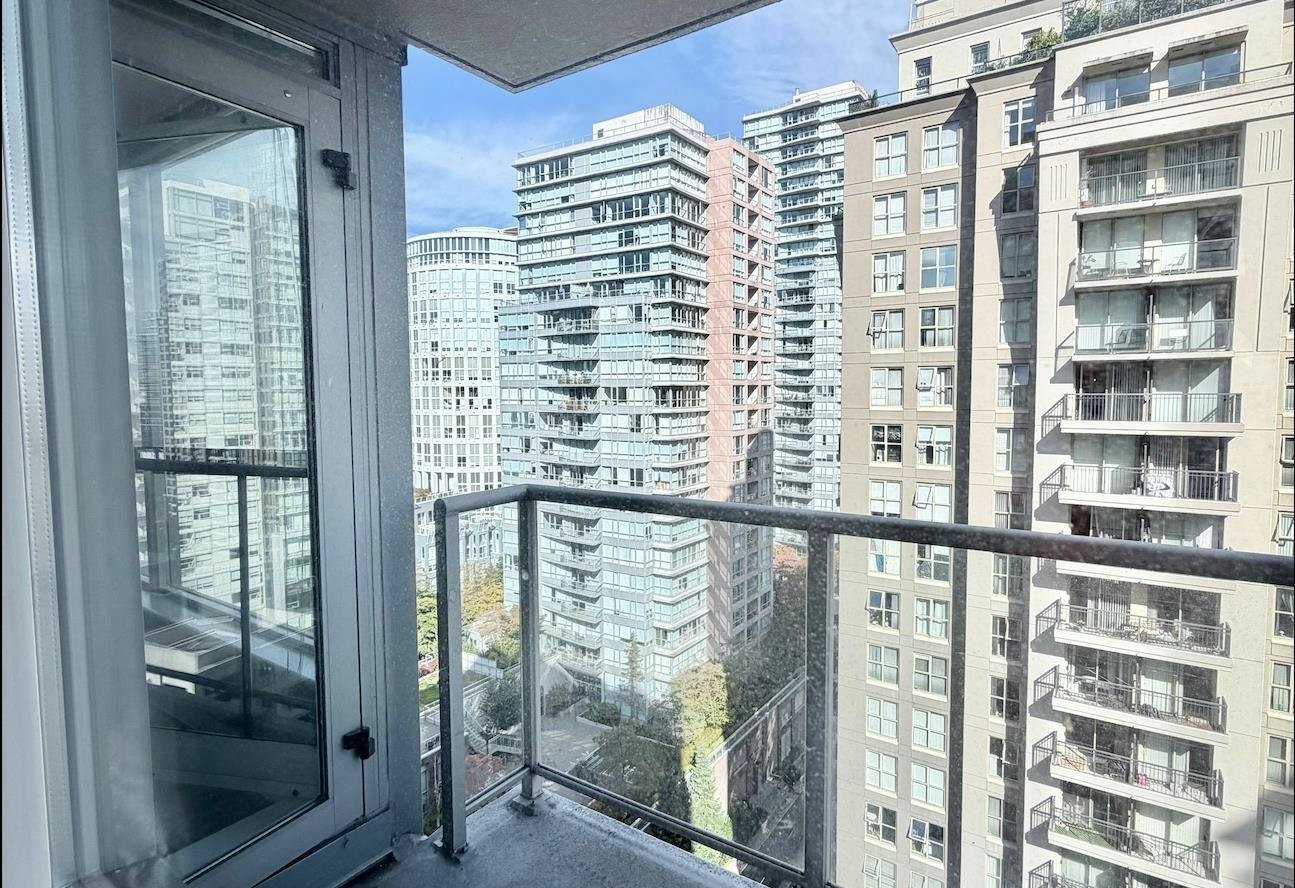 1702-1001 Richards Street, Vancouver, BC, V6B 1J6 - 20