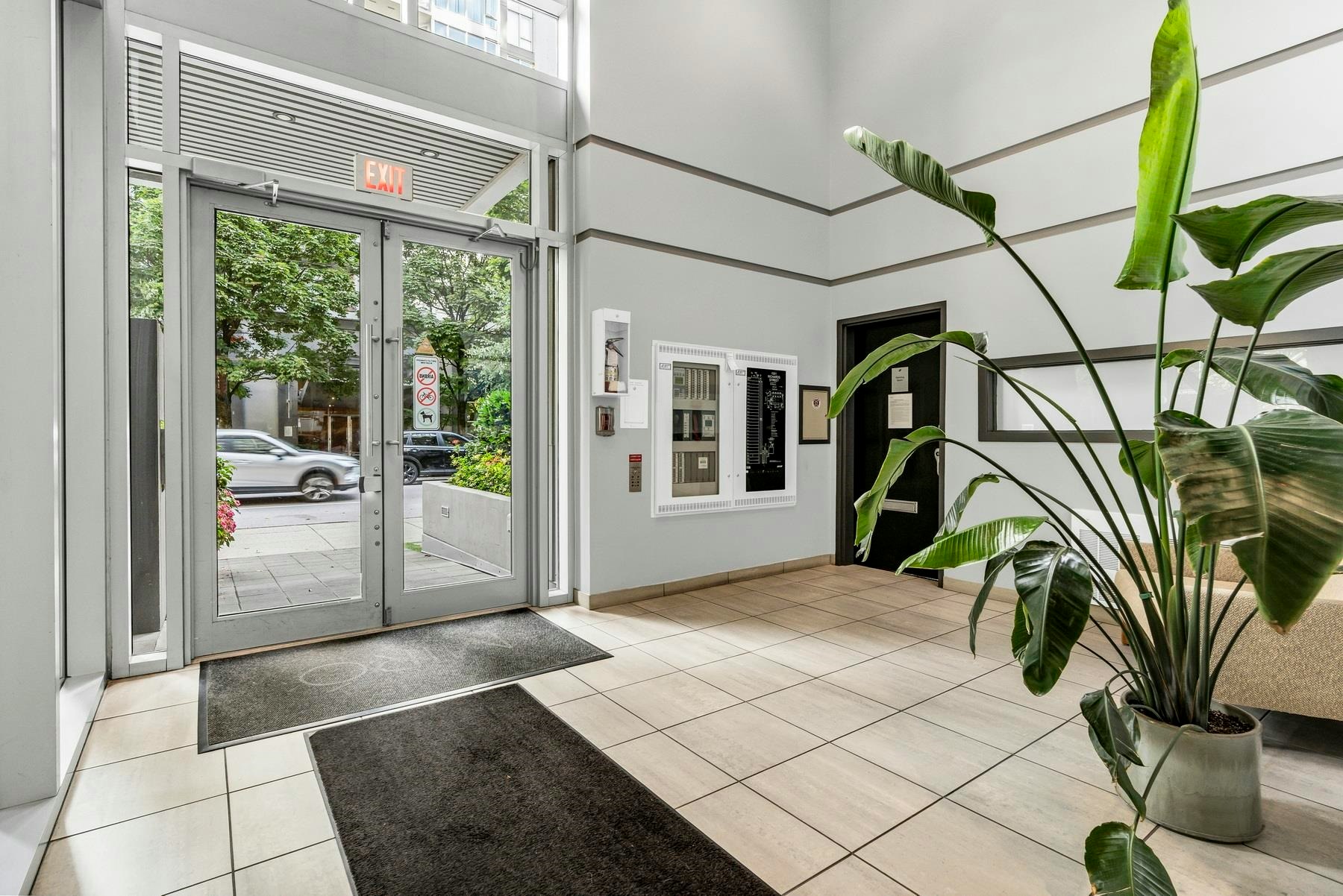 1702-1001 Richards Street, Vancouver, BC, V6B 1J6 - 3