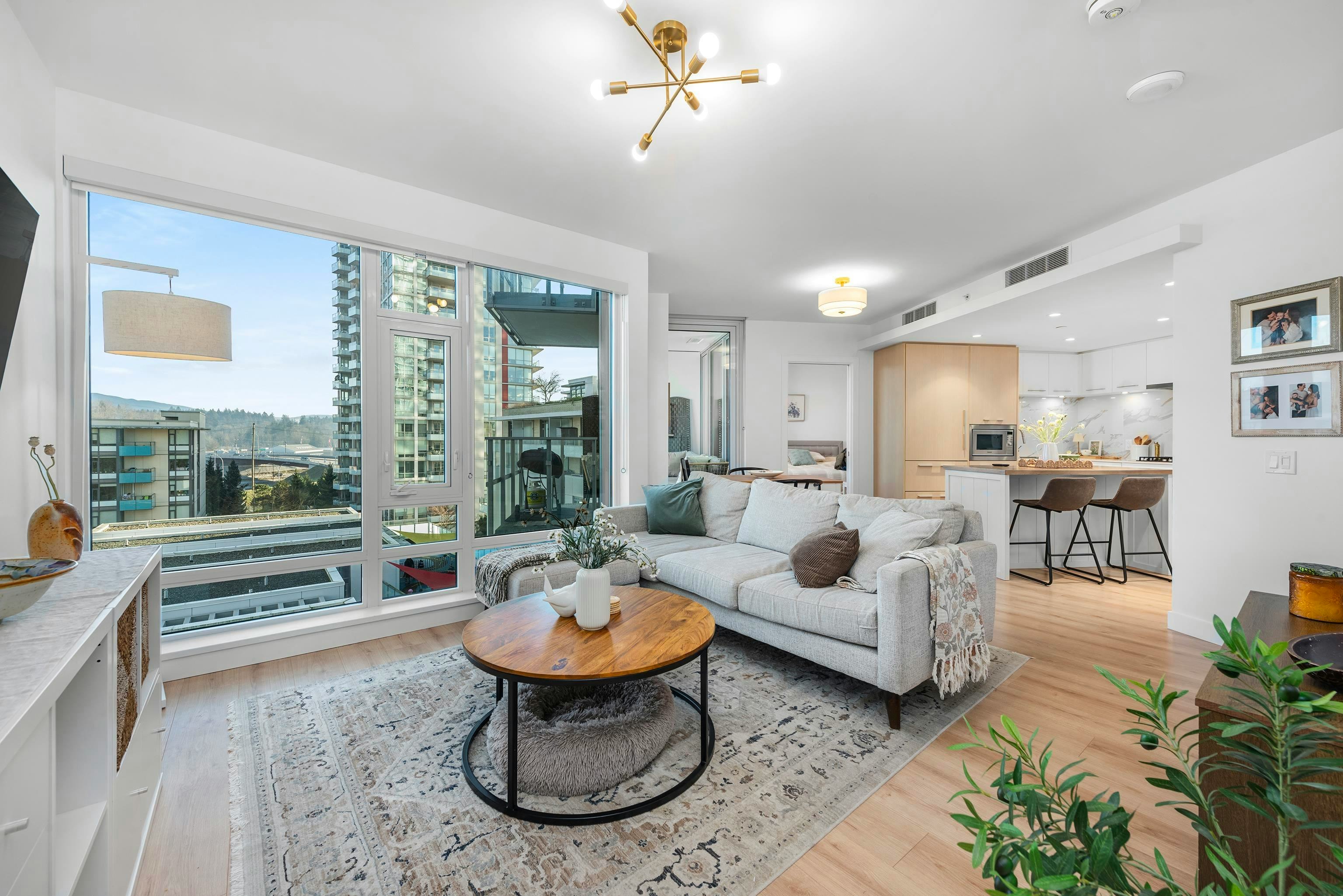 603-1500 Fern Street, North Vancouver, BC, V7J 0E6