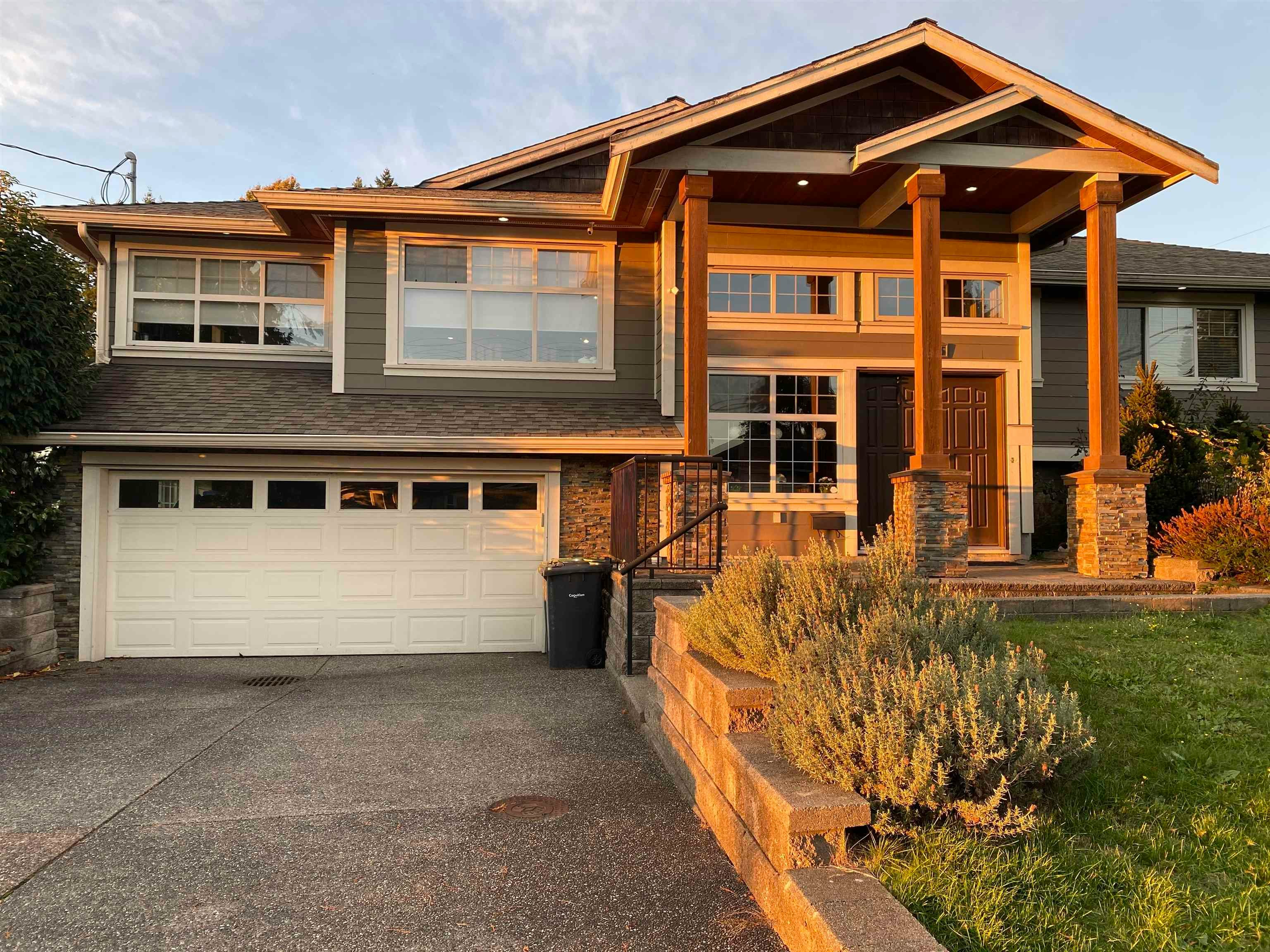 2245 Gale Avenue, Coquitlam, BC, V3K 2Z1