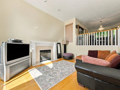 1523 Lawson Avenue - 4