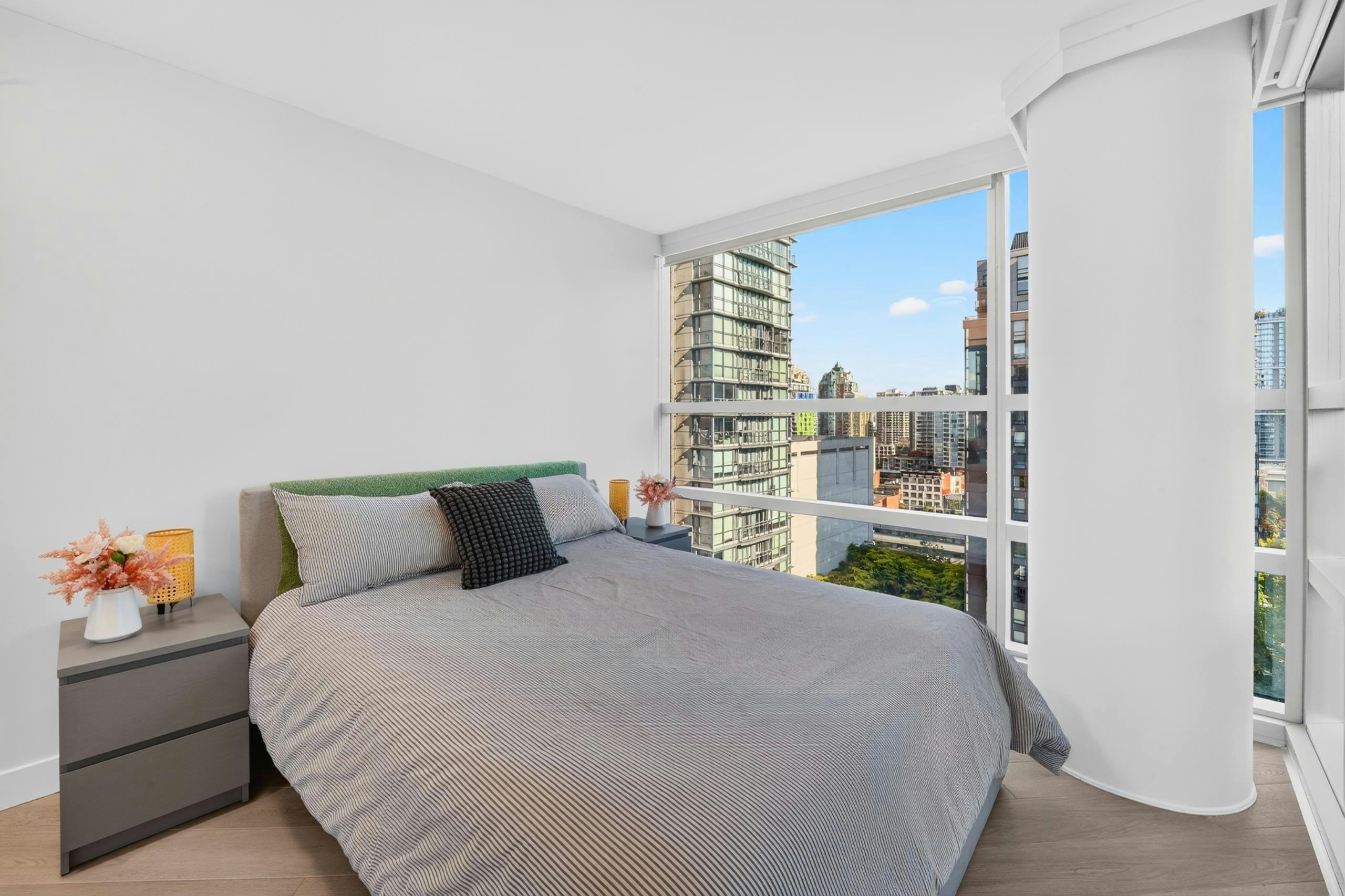 1110-1050 Burrard Street, Vancouver, BC, V6Z 2S3 - 11