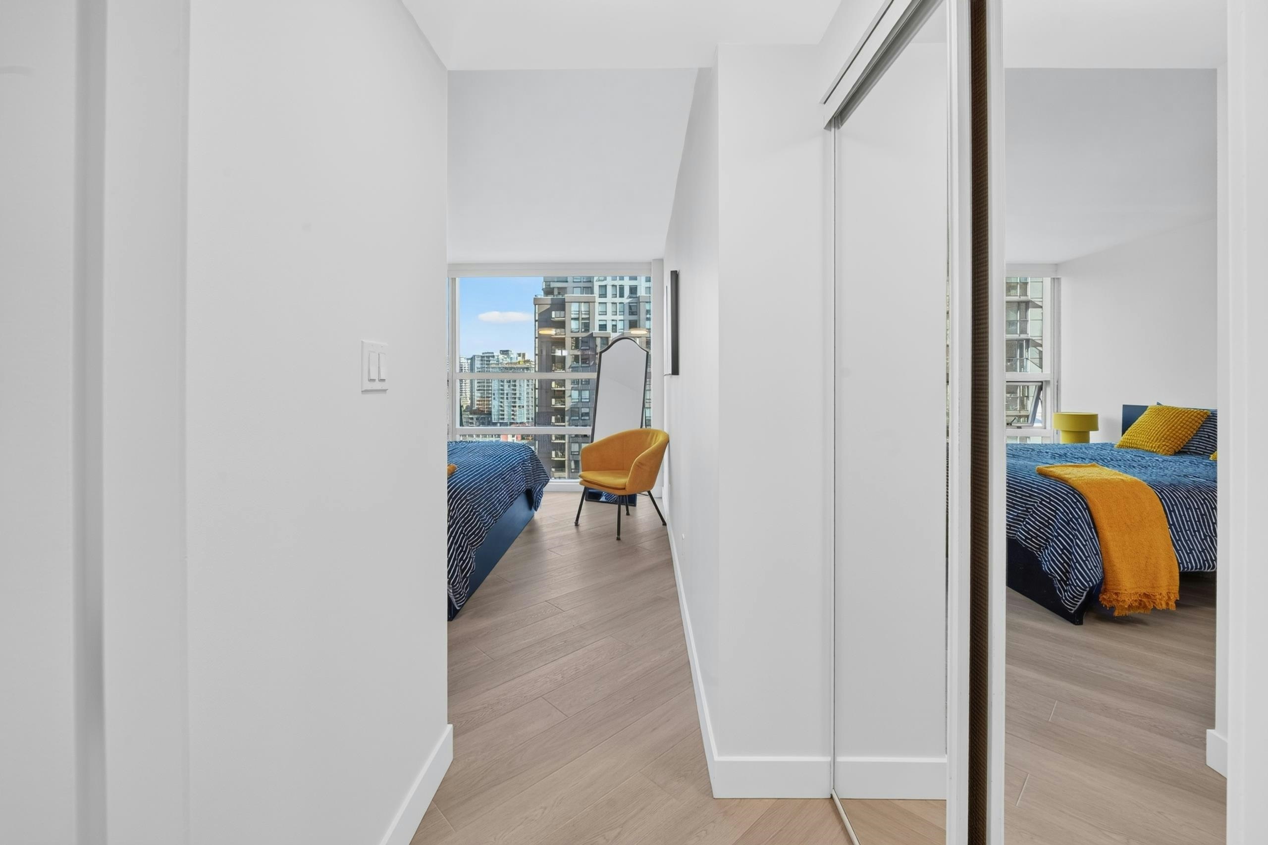 1110-1050 Burrard Street, Vancouver, BC, V6Z 2S3 - 3