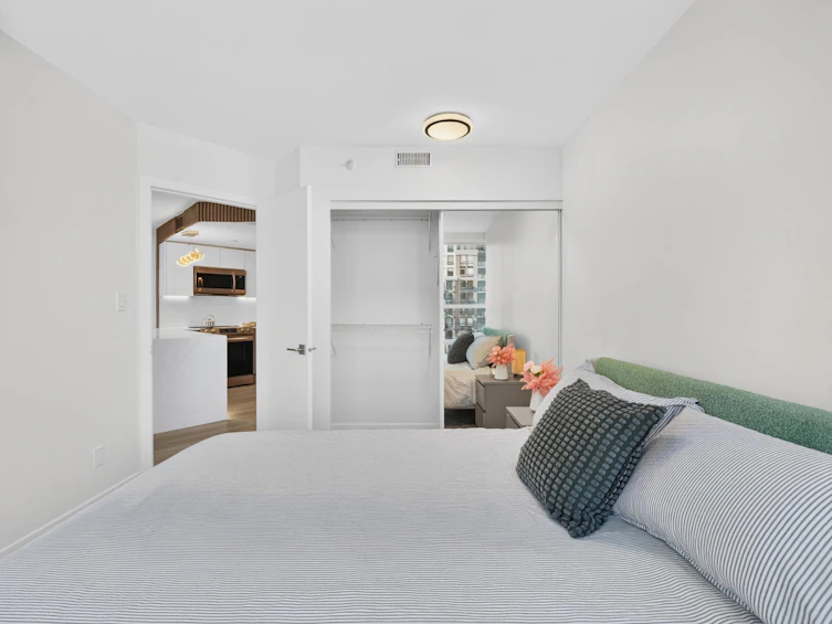 1110-1050 Burrard Street, Vancouver, BC, V6Z 2S3 - 13