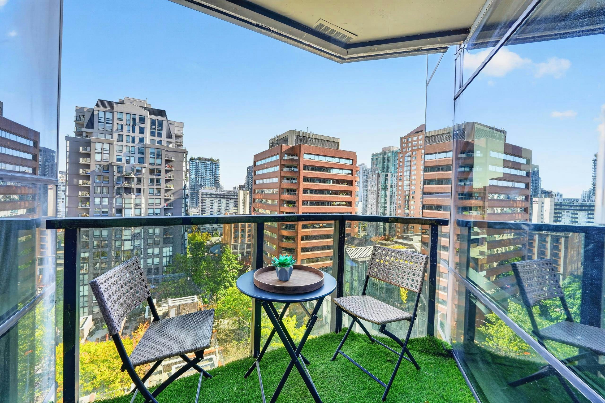 1110-1050 Burrard Street, Vancouver, BC, V6Z 2S3 - 9