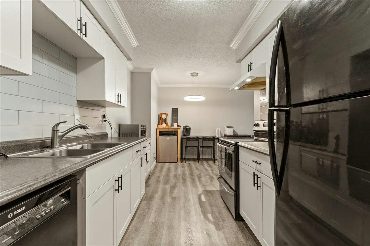 209-45598 Mcintosh Drive - 3