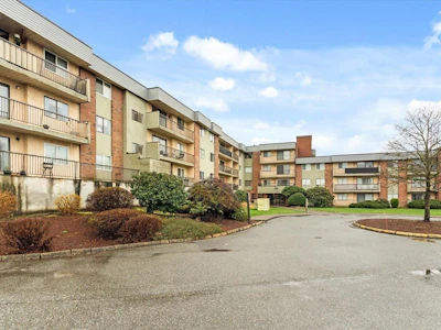 209-45598 Mcintosh Drive - 2