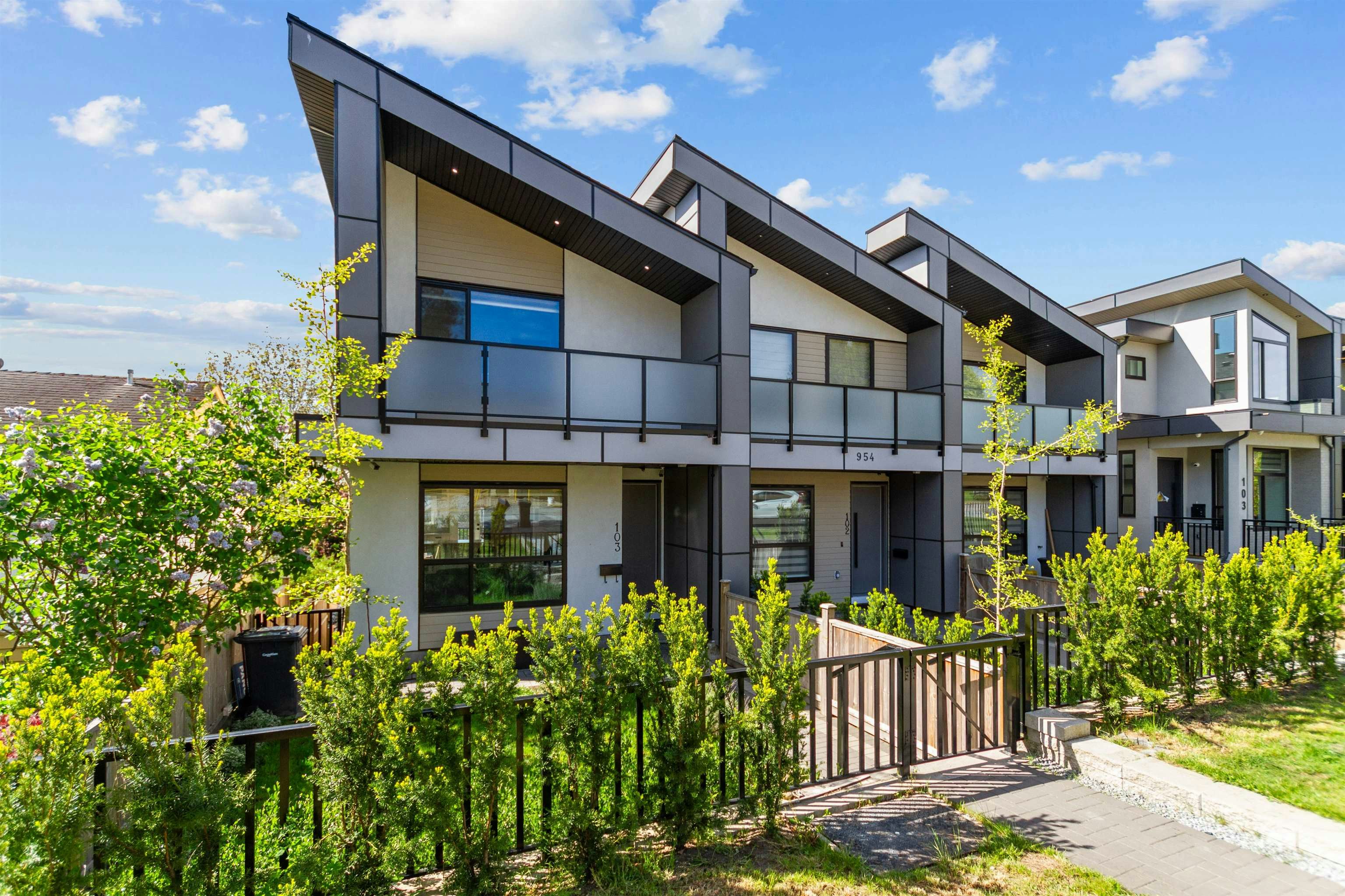 101-954 Edgar Avenue, Coquitlam, BC, V3K 2J9
