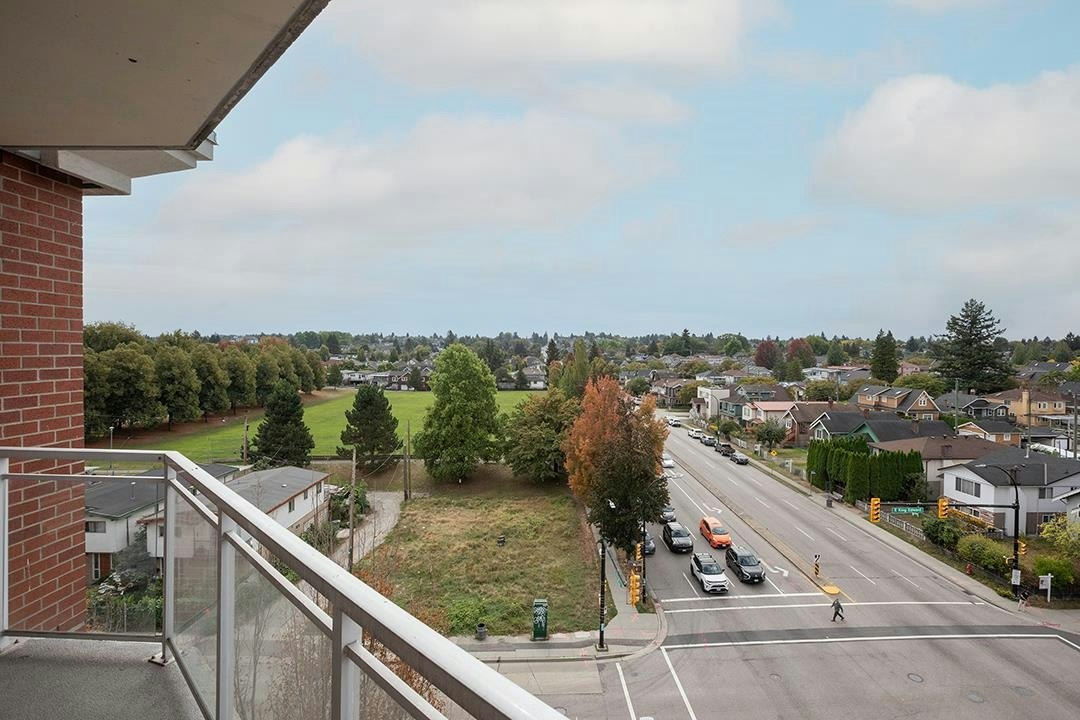 623-4078 Knight Street - 4