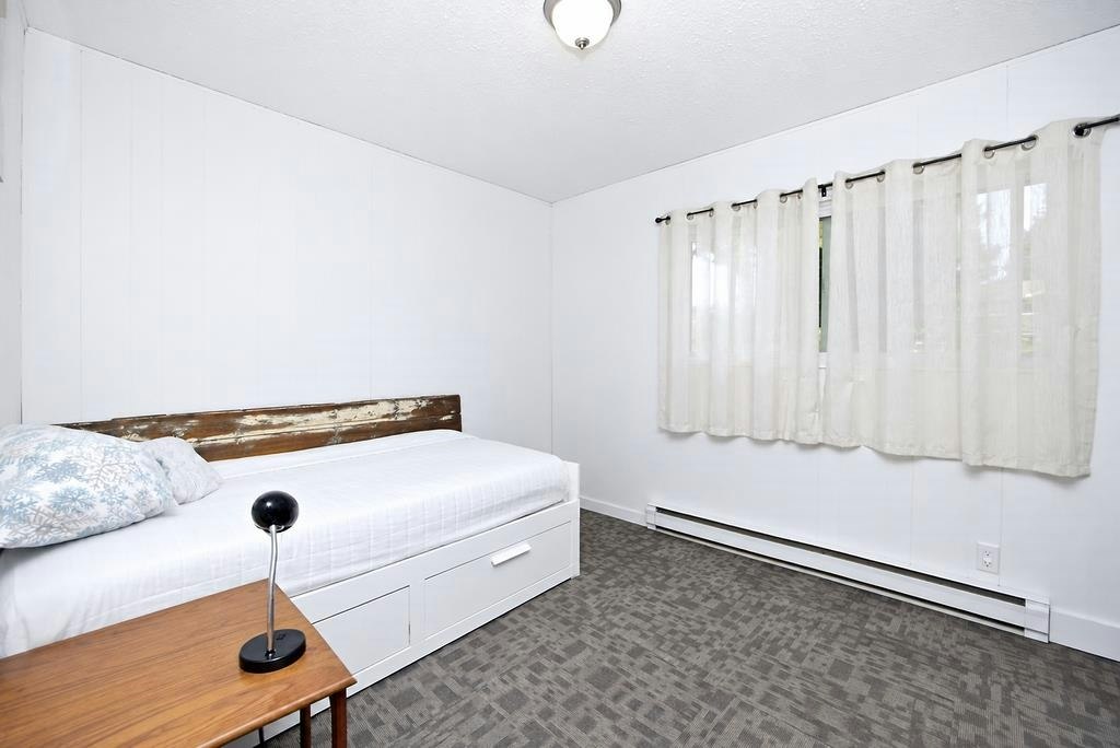 6447 Samron Road, Sechelt, BC, V7Z 0M8 - 19