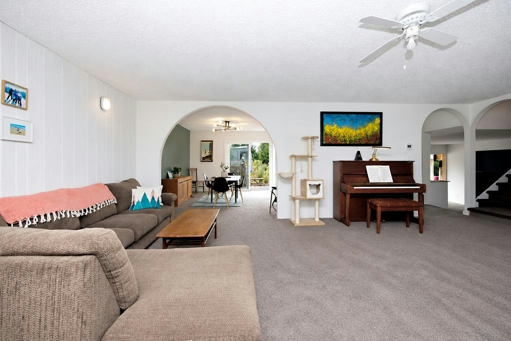 6447 Samron Road, Sechelt, BC, V7Z 0M8 - 5