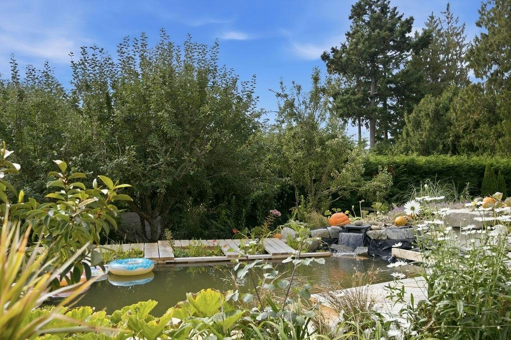 6447 Samron Road, Sechelt, BC, V7Z 0M8 - 29